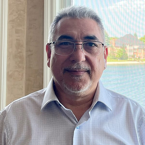 Headshot of Ahmed Falouji, Senior Vice President of Strategic Accounts at Viewpointe